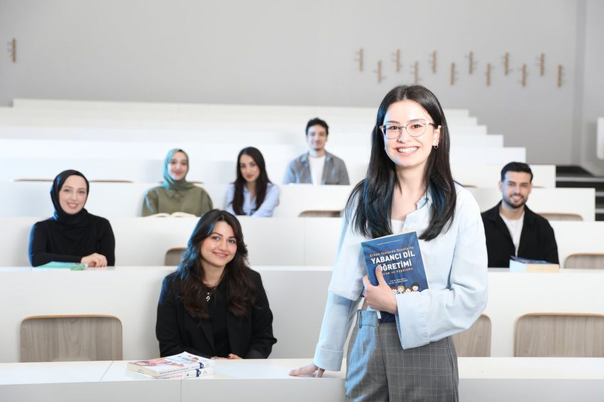 英国服务选择的留学决策与信息核验